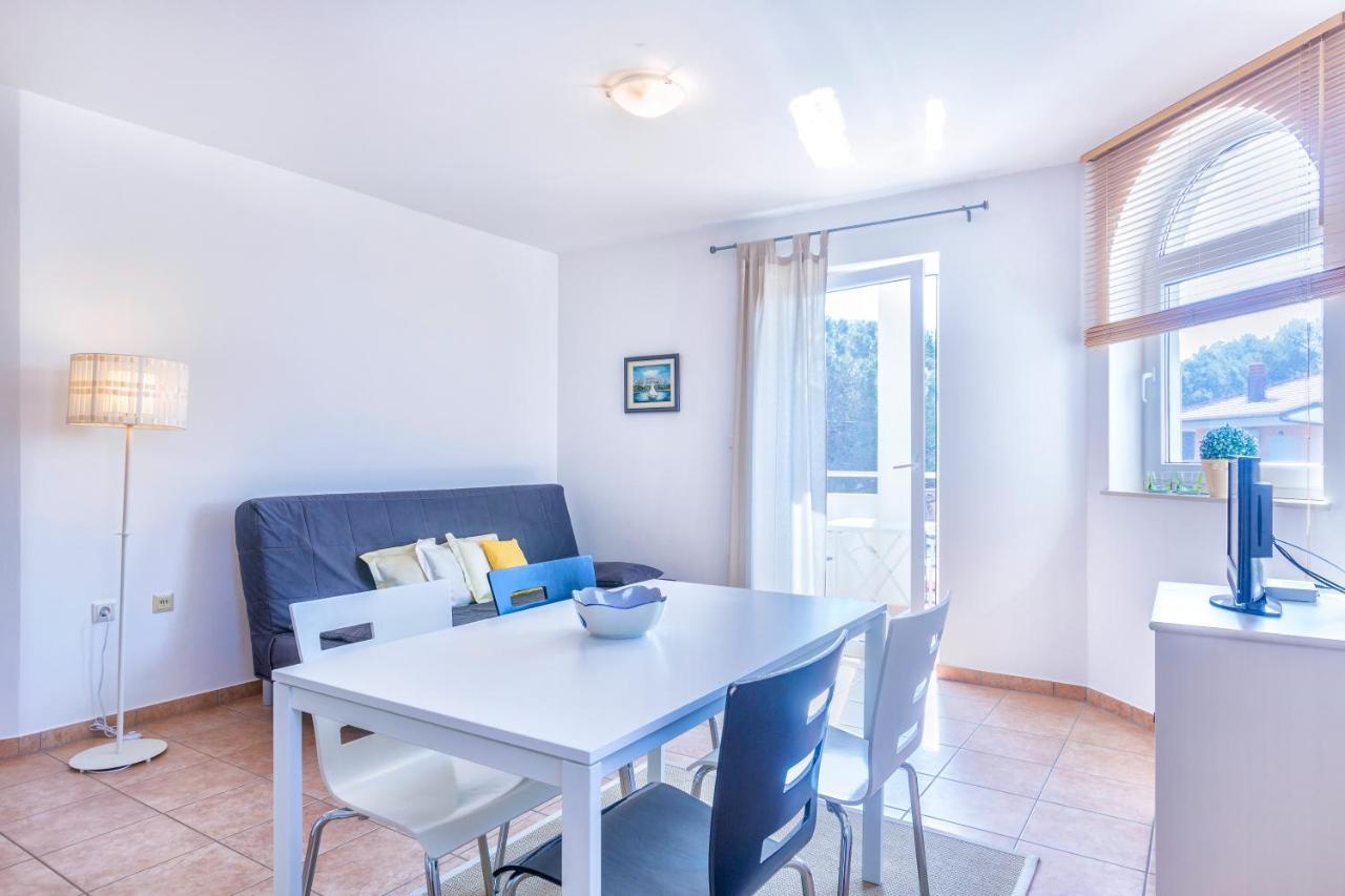 Pinia Apartment Медулин Екстериор снимка