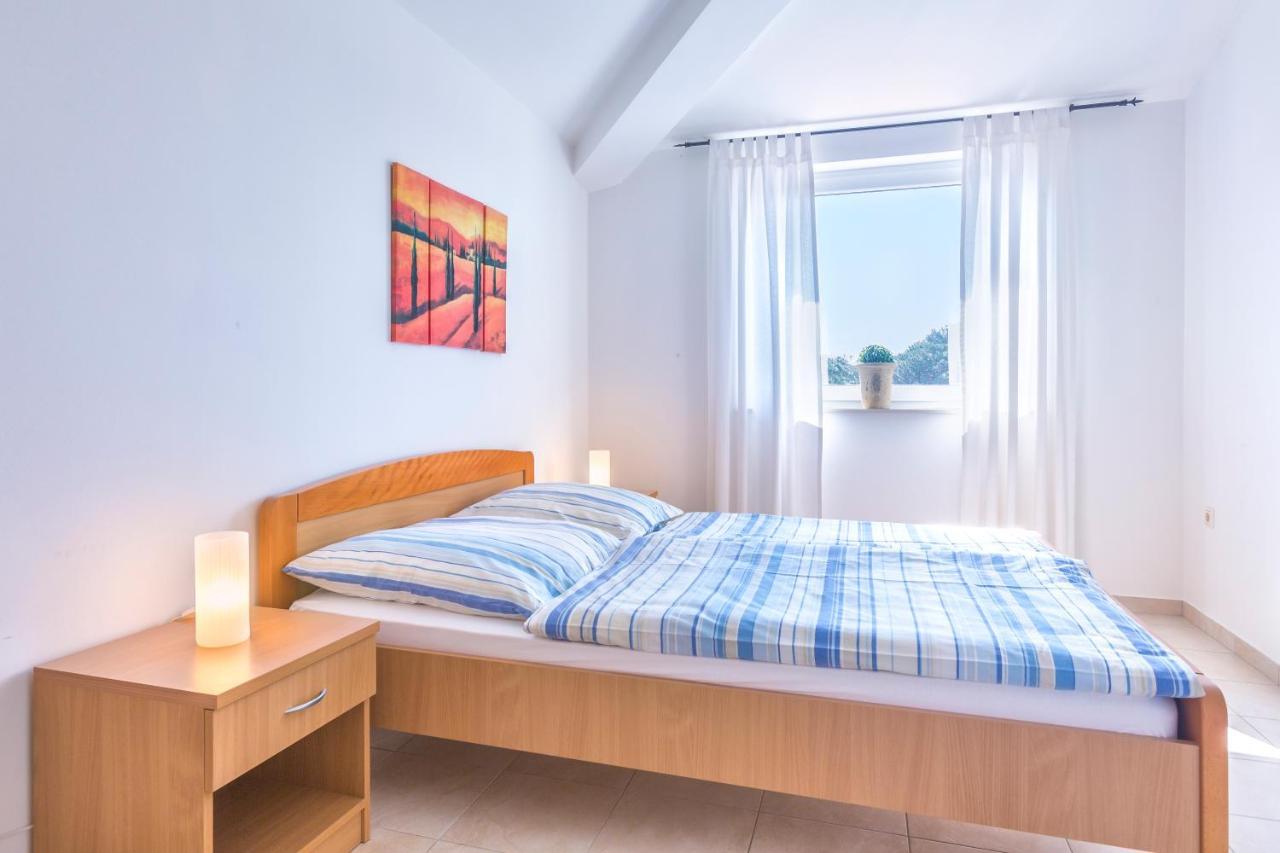 Pinia Apartment Медулин Екстериор снимка